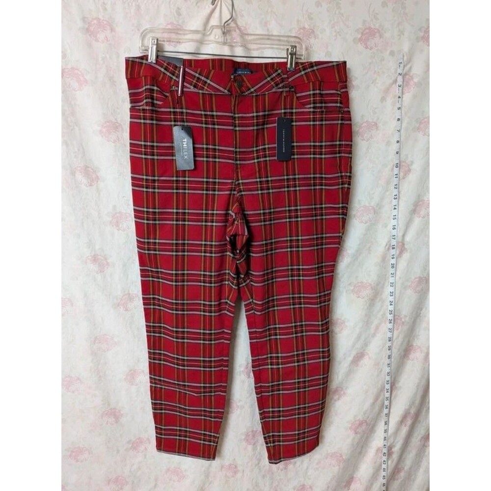 NWT Tommy Hilfiger Tribeca Skinny TH Flex Red Plaid Pants Size 20W A019
